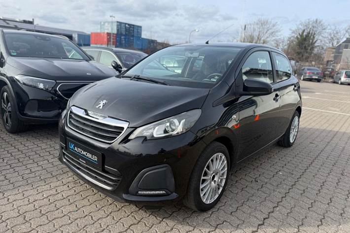 Sort Peugeot 108 fra 2015