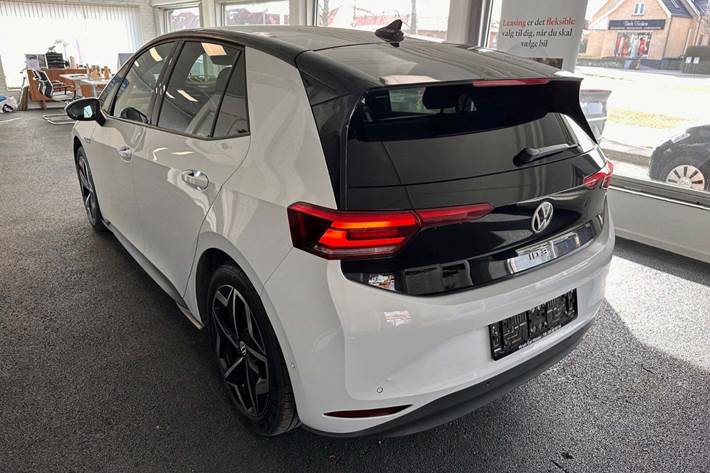 Hvid VW ID.3 fra 2023