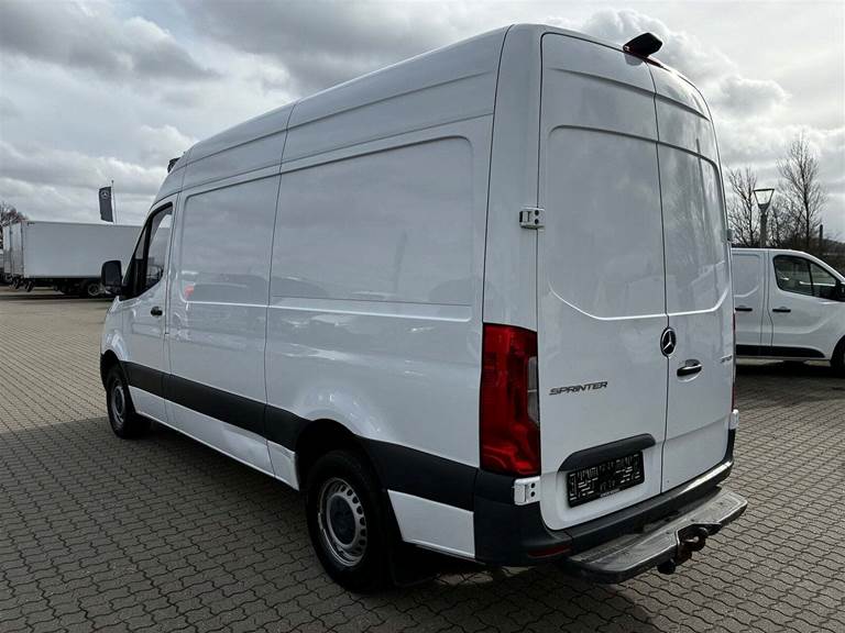 Mercedes Sprinter 317 2,0 CDi A2 Kassevogn aut. RWD