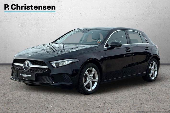 Sort Mercedes A250 e fra 2020