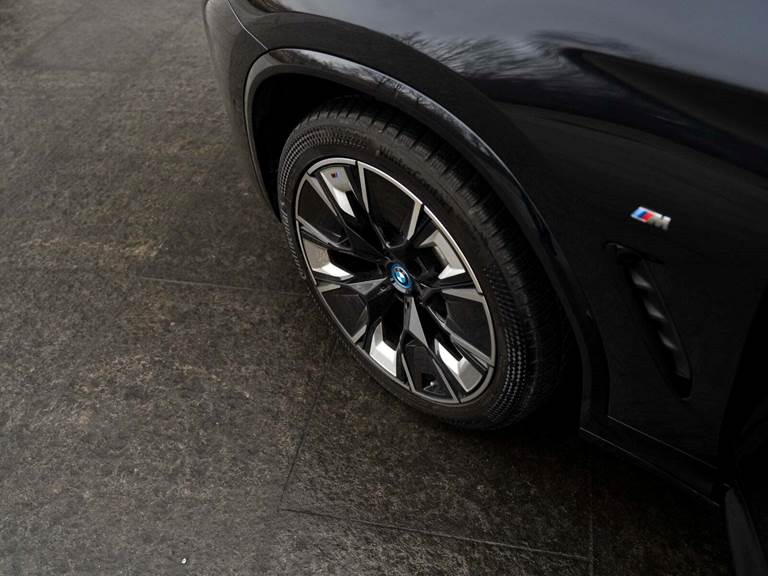 BMW iX3 Charged Plus M-Sport