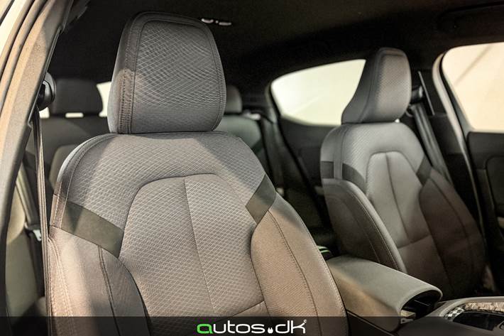 Hvid Polestar 2 fra 2024