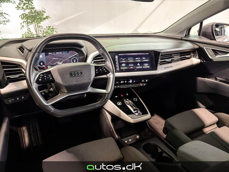 Audi Q4 e-tron 40 S-line Sportback