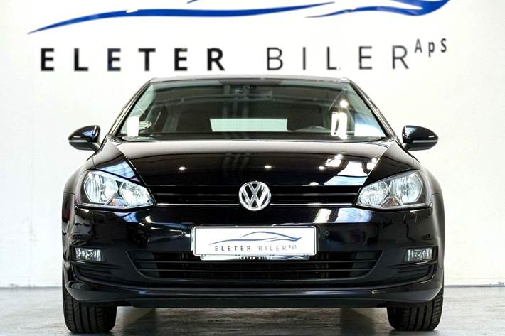 Sort VW Golf VII fra 2014