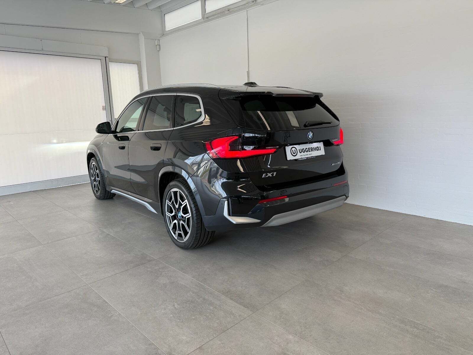 BMW iX1 xDrive30 X-Line