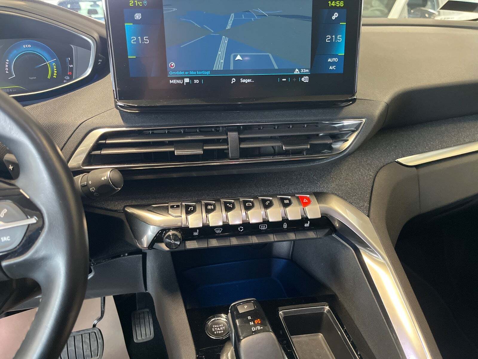 Sølv Peugeot 3008 fra 2022