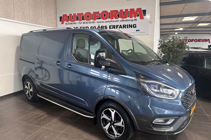 Blå Ford Transit Custom 300S fra 2021