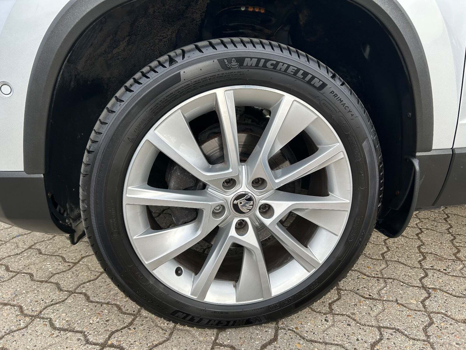 Sølv Skoda Karoq fra 2019
