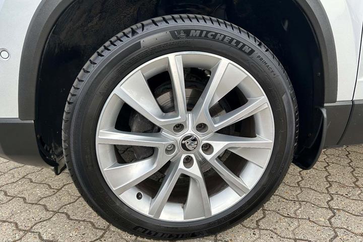 Sølv Skoda Karoq fra 2019