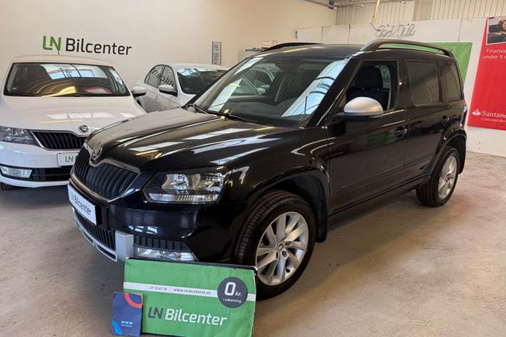 Sort Skoda Yeti Outdoor fra 2015 set udefra