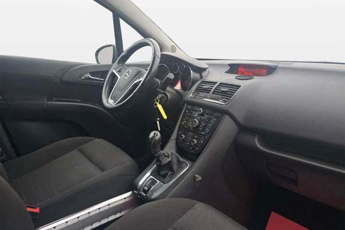 Grå Opel Meriva fra 2010