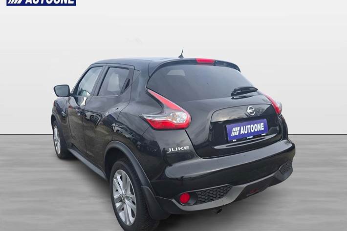 Sort Nissan Juke fra 2016