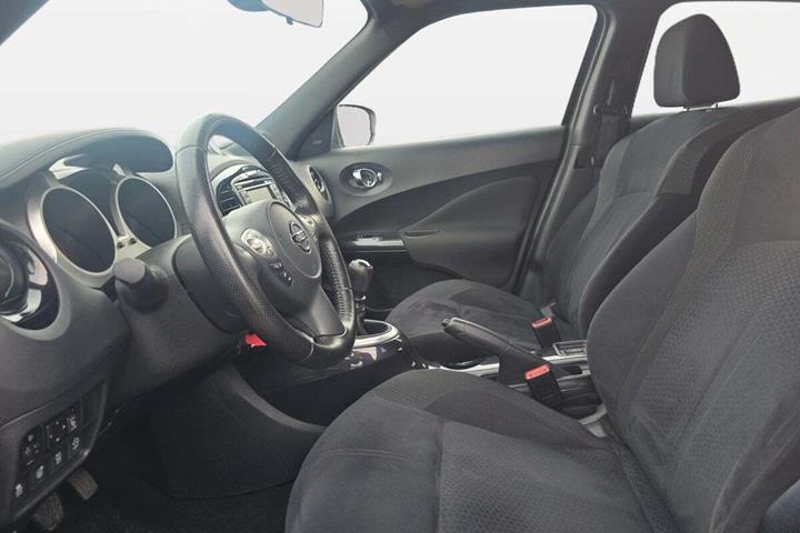 Sort Nissan Juke fra 2016