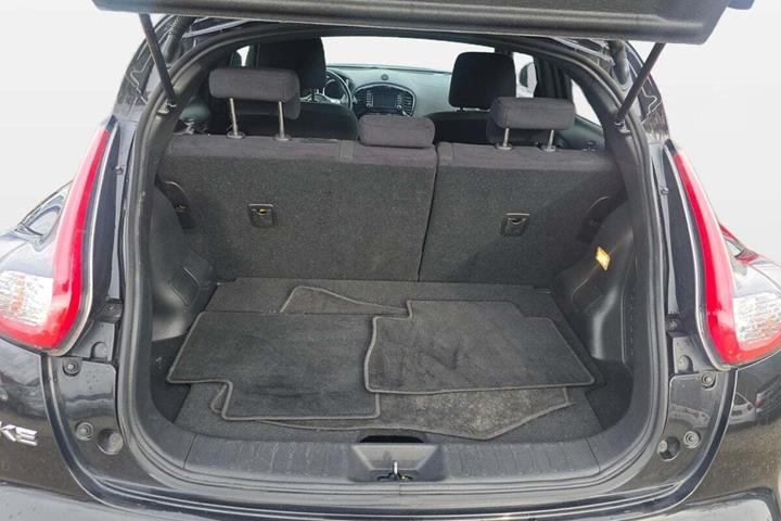 Sort Nissan Juke fra 2016