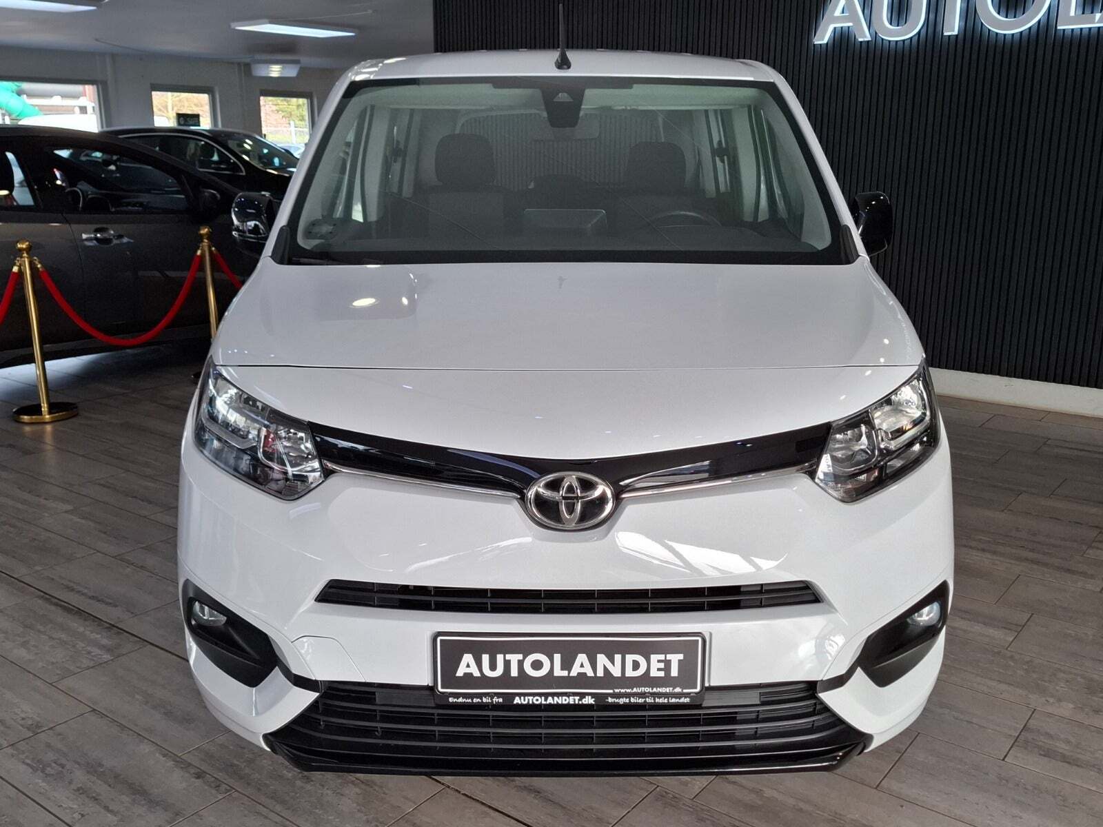 Toyota ProAce City Verso 50 Medium Family