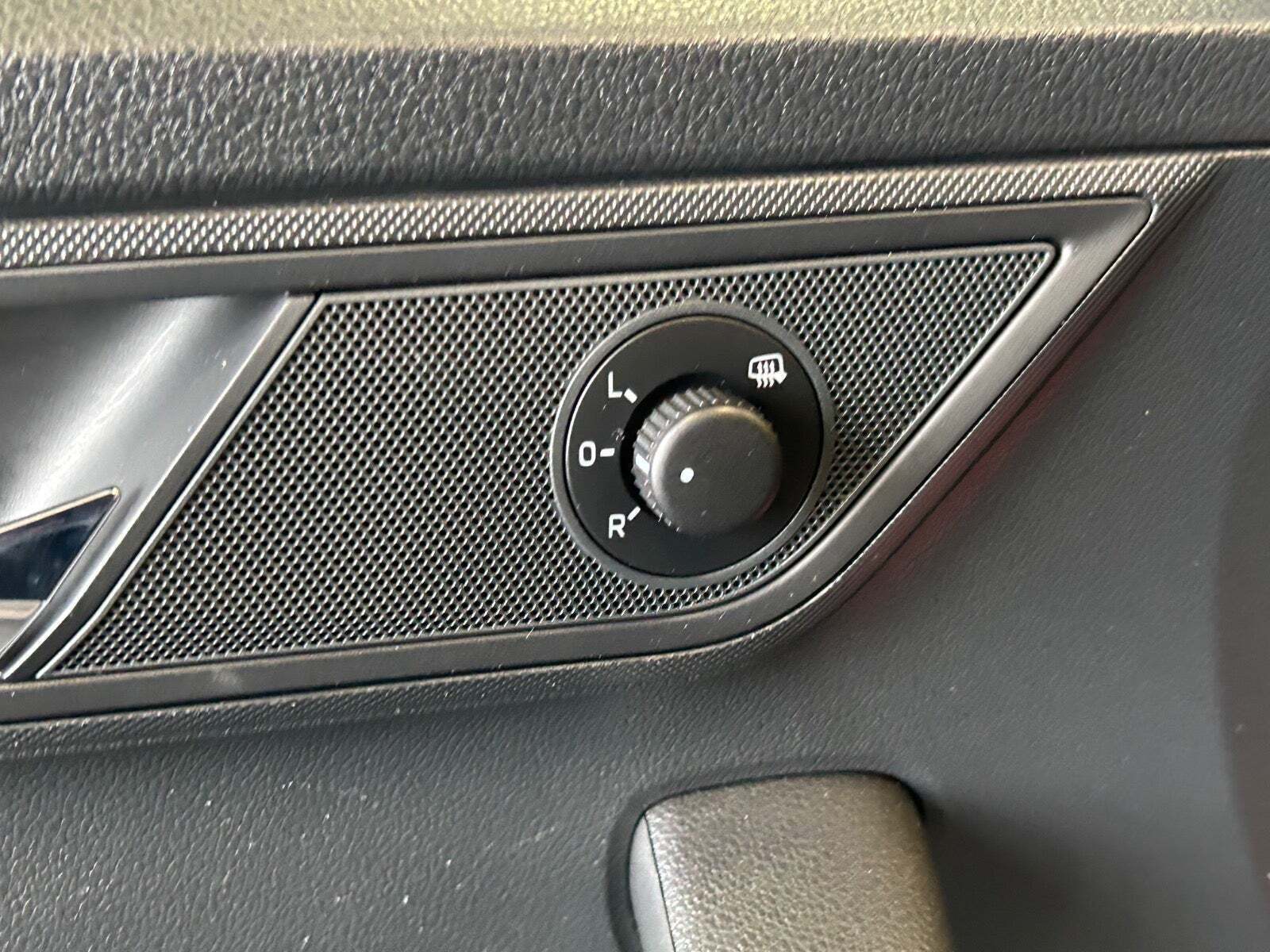 Grå Skoda Fabia fra 2018