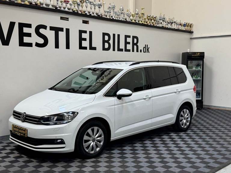 VW Touran 2,0 TDi 115 Comfortline DSG Van