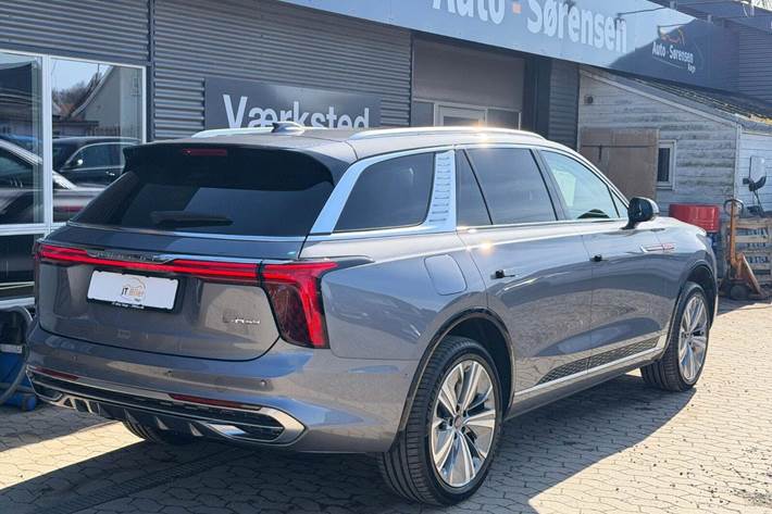 Grå Hongqi E-HS9 fra 2023