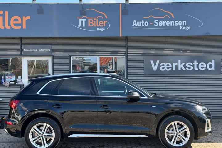 Gul Audi Q5 fra 2021