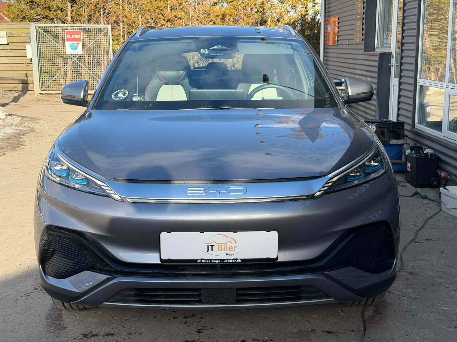Grå BYD Atto 3 fra 2022