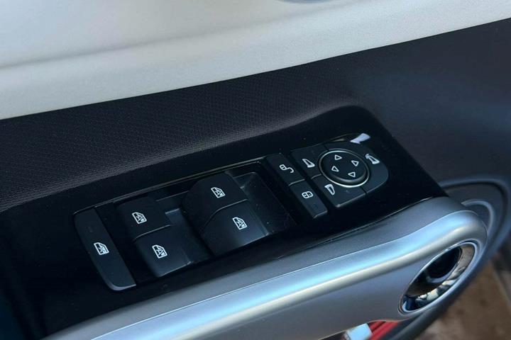 Grå BYD Atto 3 fra 2022