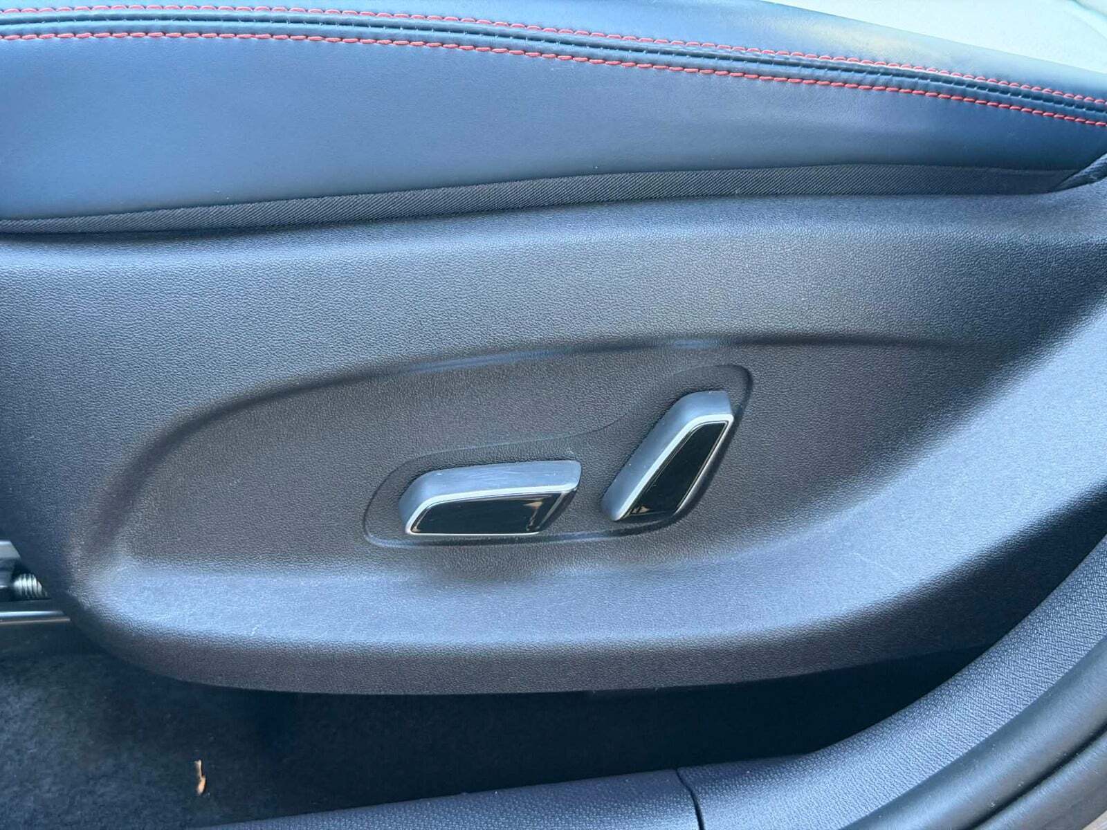 Grå BYD Atto 3 fra 2022