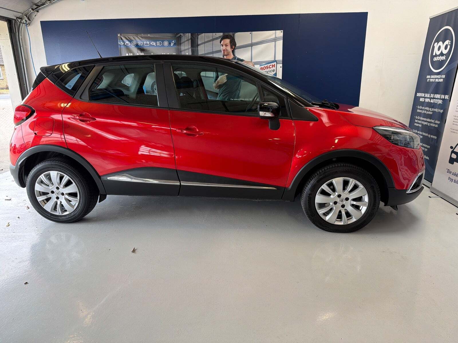 Rød Renault Captur fra 2017