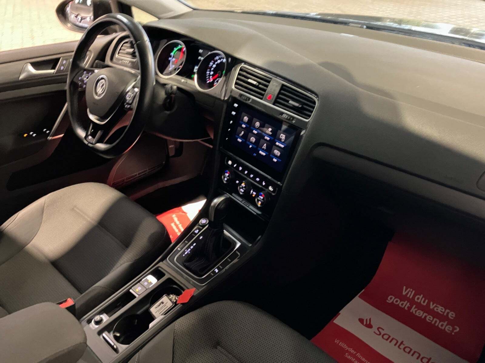 Sort VW e-Golf VII fra 2020