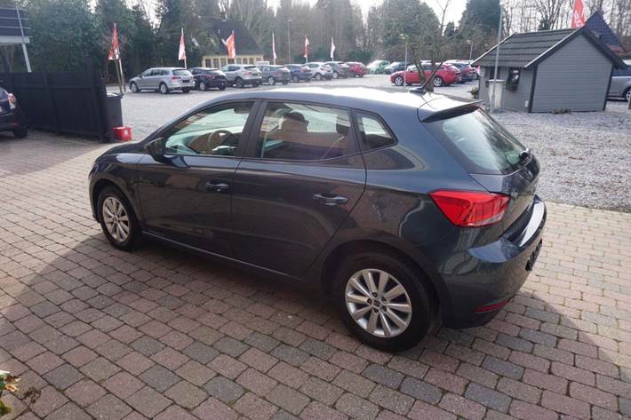 Blå Seat Ibiza fra 2023