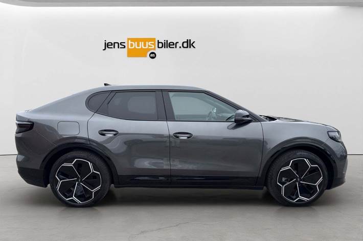 Grå Ford Capri fra 2024