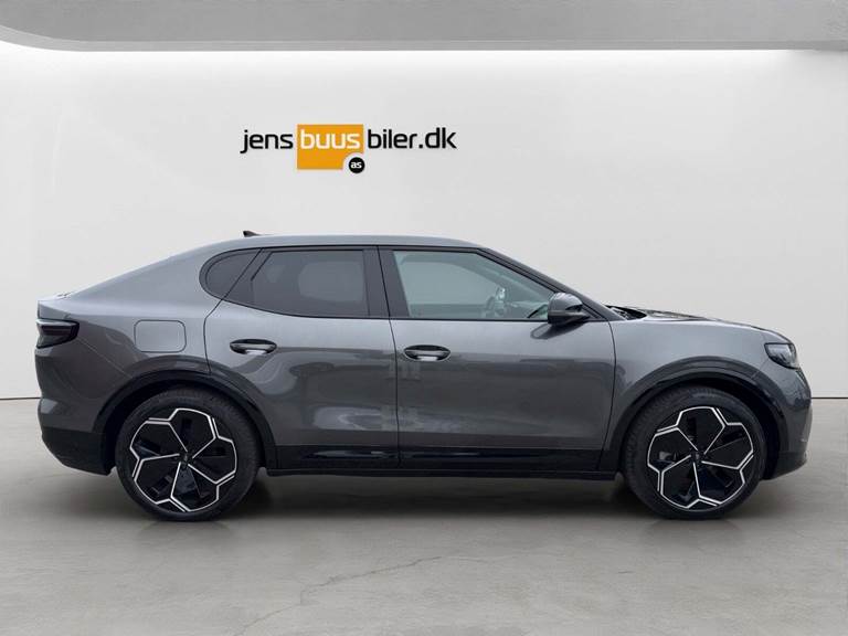 Ford Capri 77 Premium Extended Range