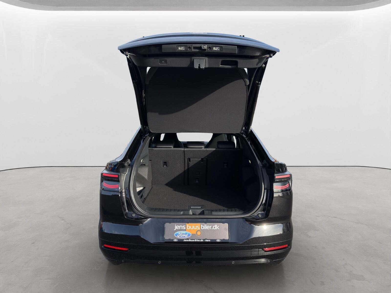 Ford Capri 77 Premium Extended Range