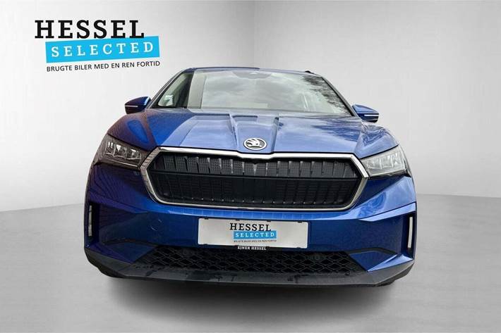 Blå Skoda Enyaq fra 2024