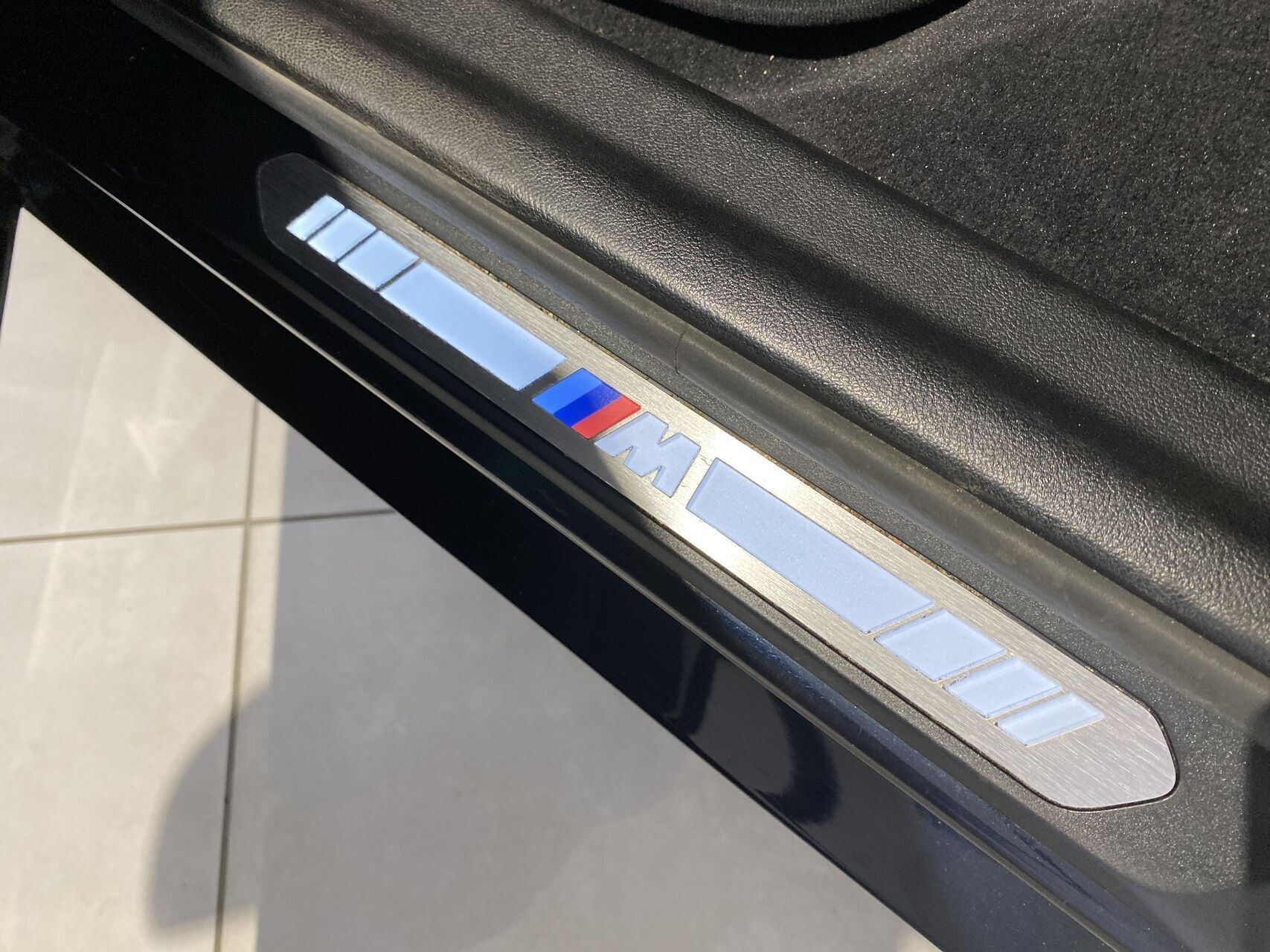 Sort BMW iX3 fra 2022