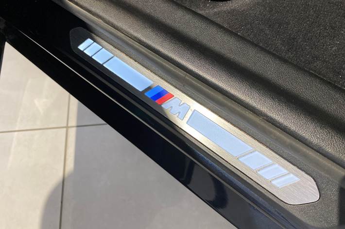 Sort BMW iX3 fra 2022