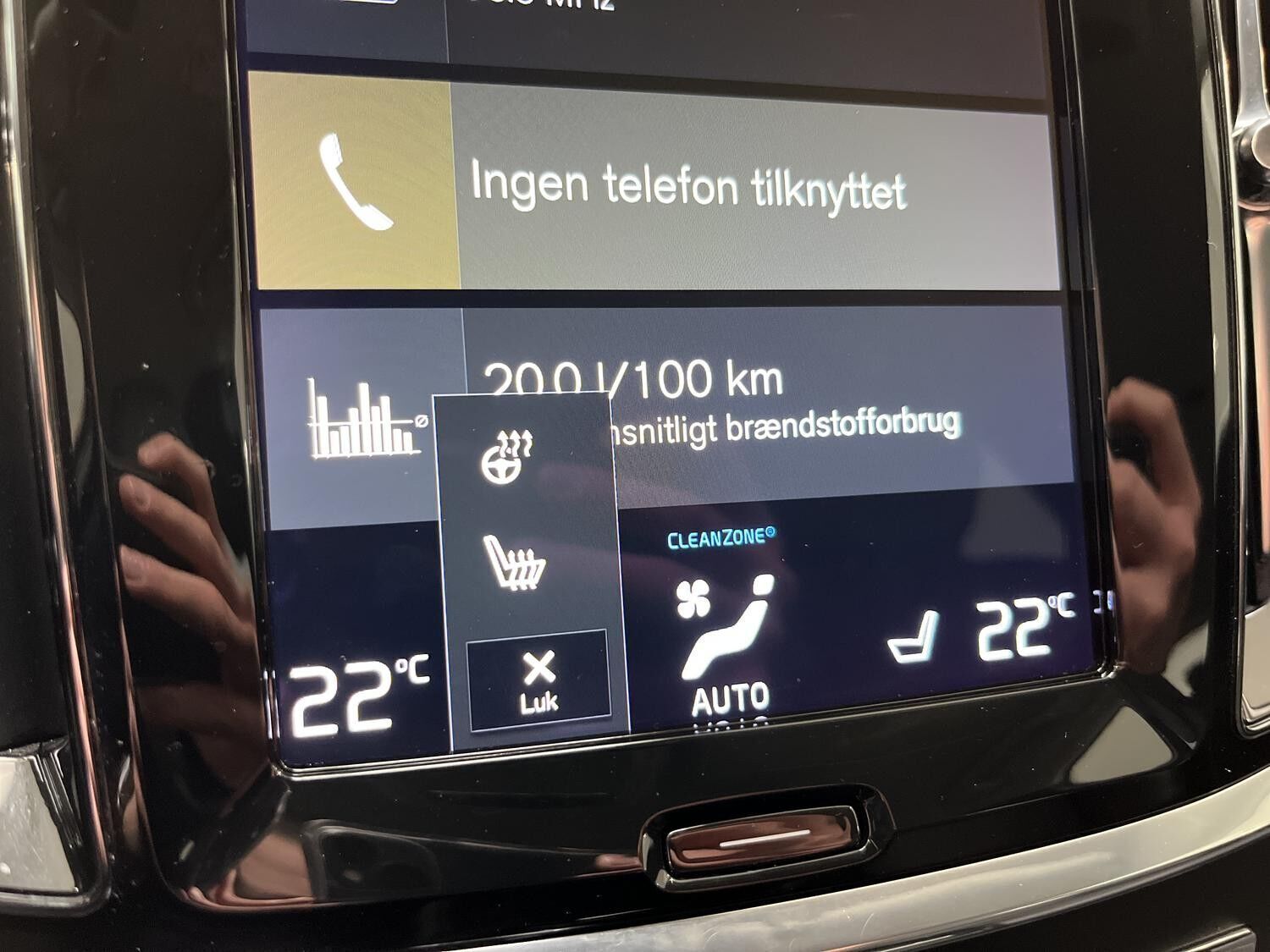 Grå Volvo V60 fra 2020