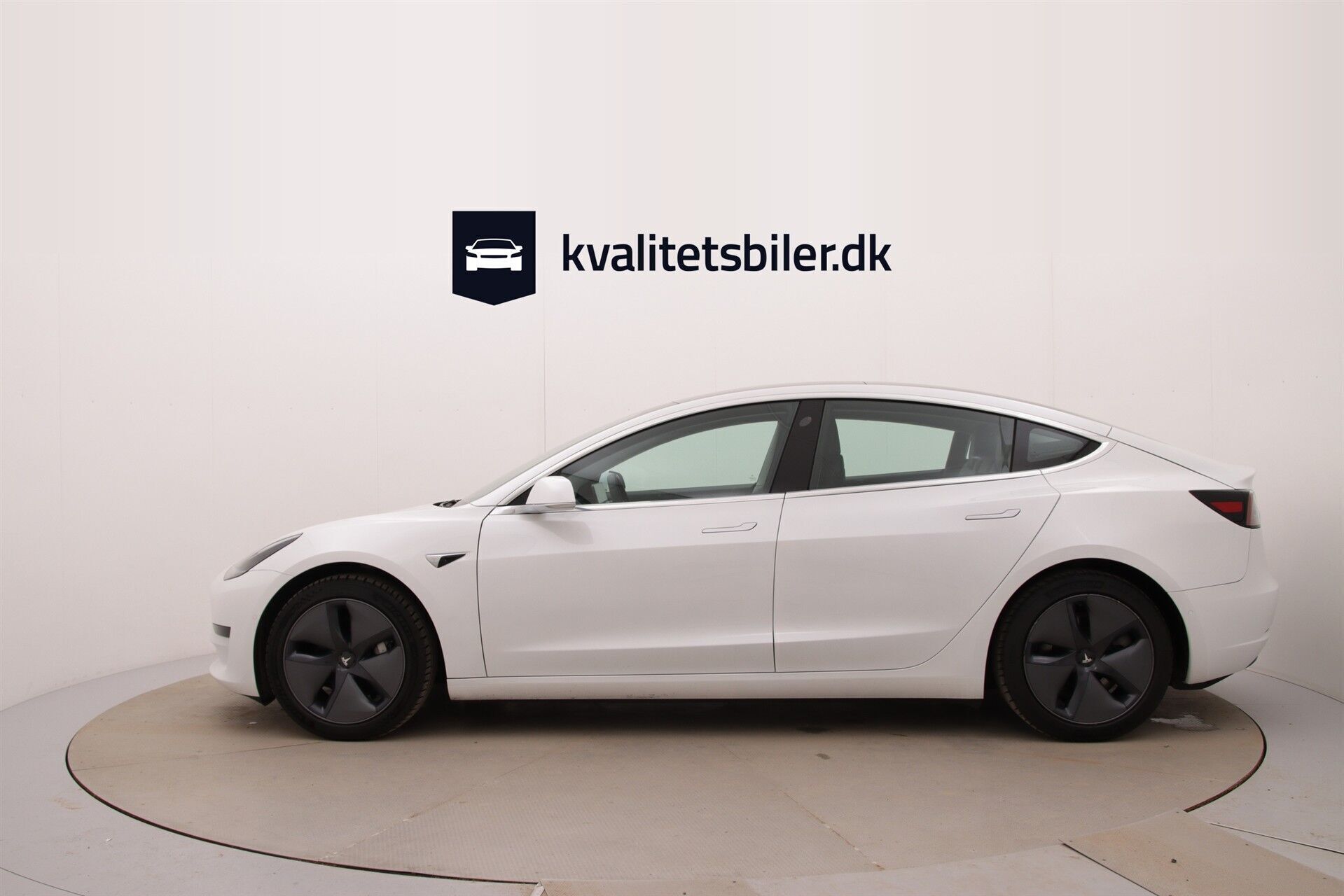 Tesla Model 3 EL Standard Range Plus 306HK Aut.