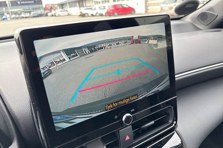 Grå Toyota Yaris Cross fra 2025