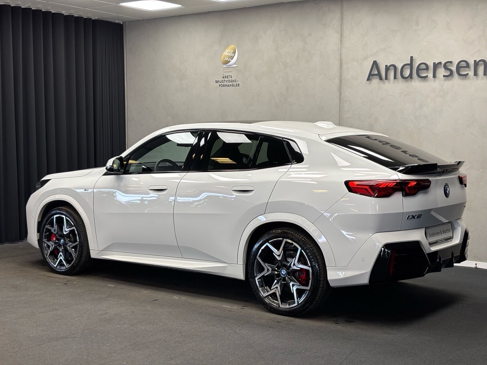 BMW iX2 xDrive30 EL M-Sport 313HK 5d Aut.