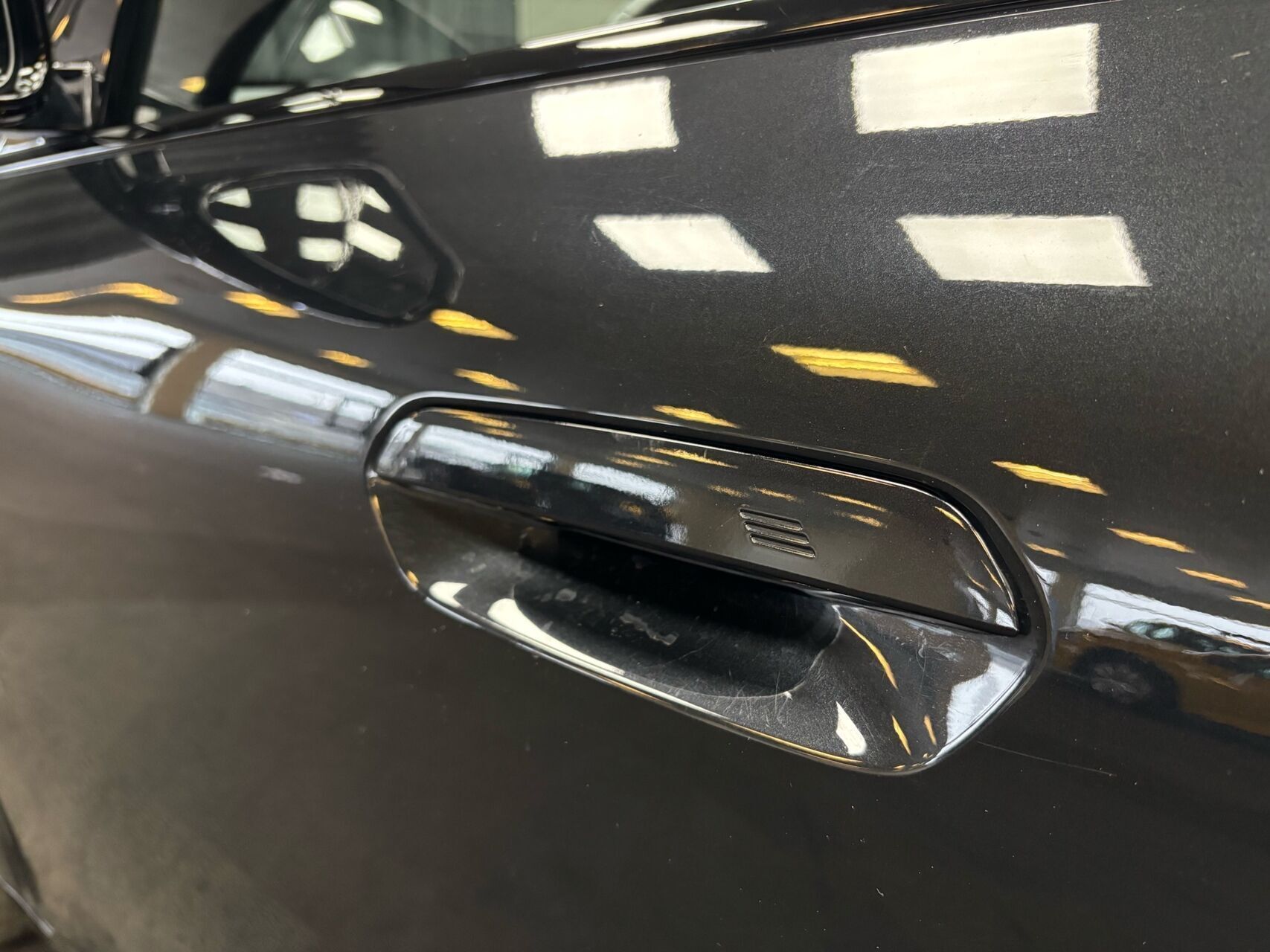 Sort BMW iX2 fra 2025