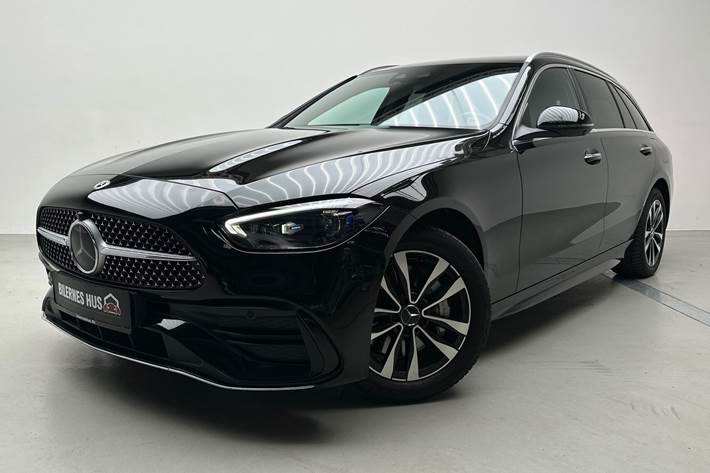 Sort Mercedes C300 e fra 2022