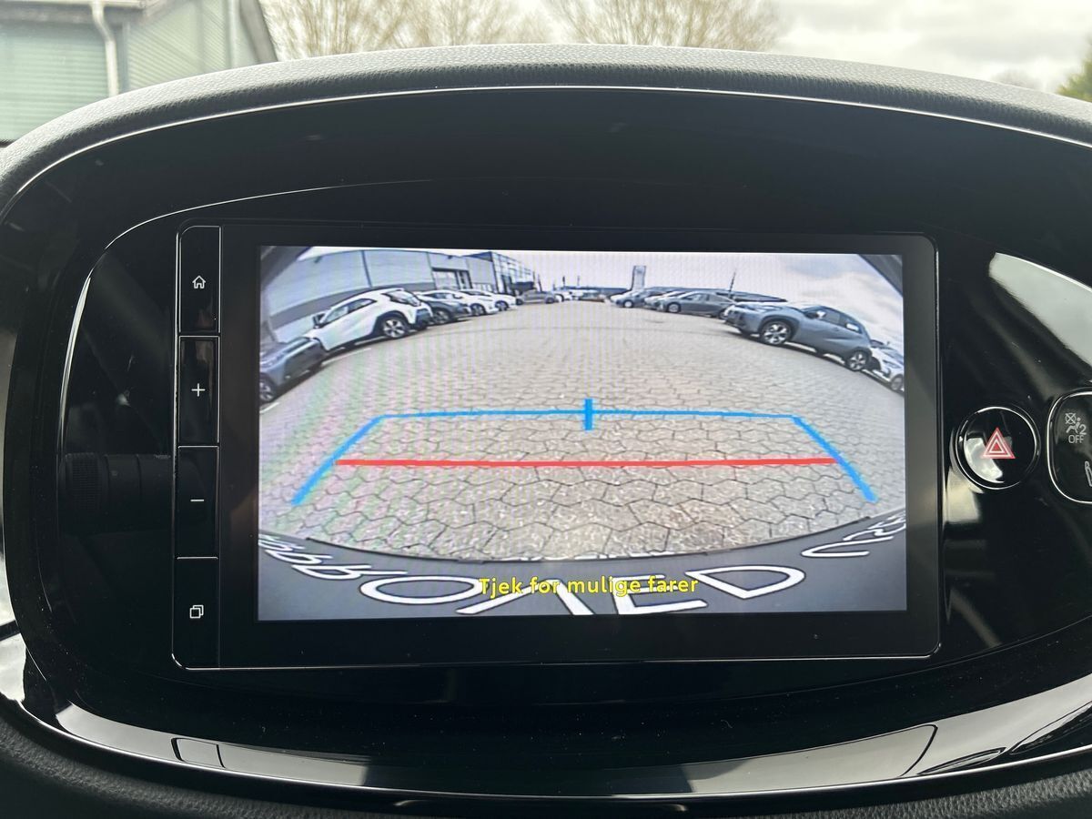 Grå Toyota Aygo X fra 2022