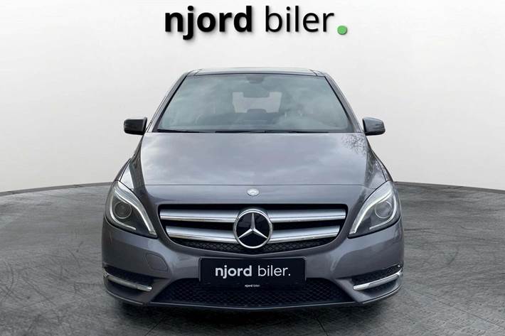 undefined Mercedes B180 fra 2013