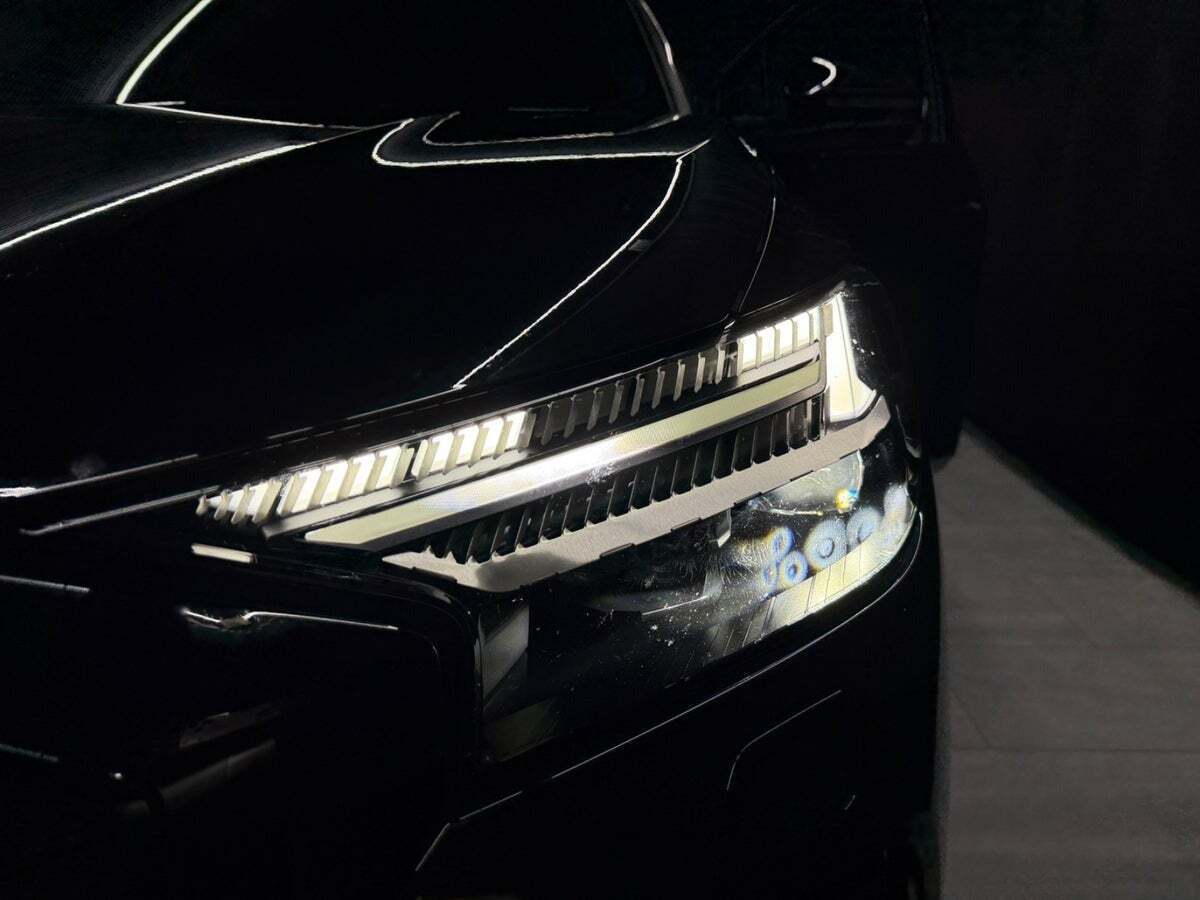 Sort Audi Q4 e-tron fra 2024