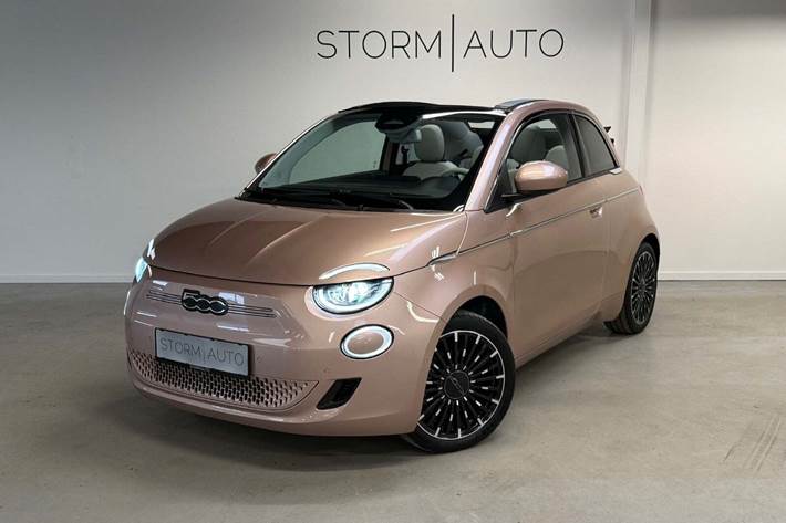 Orange Fiat 500e fra 2022