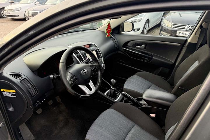 undefined Kia Ceed fra 2010