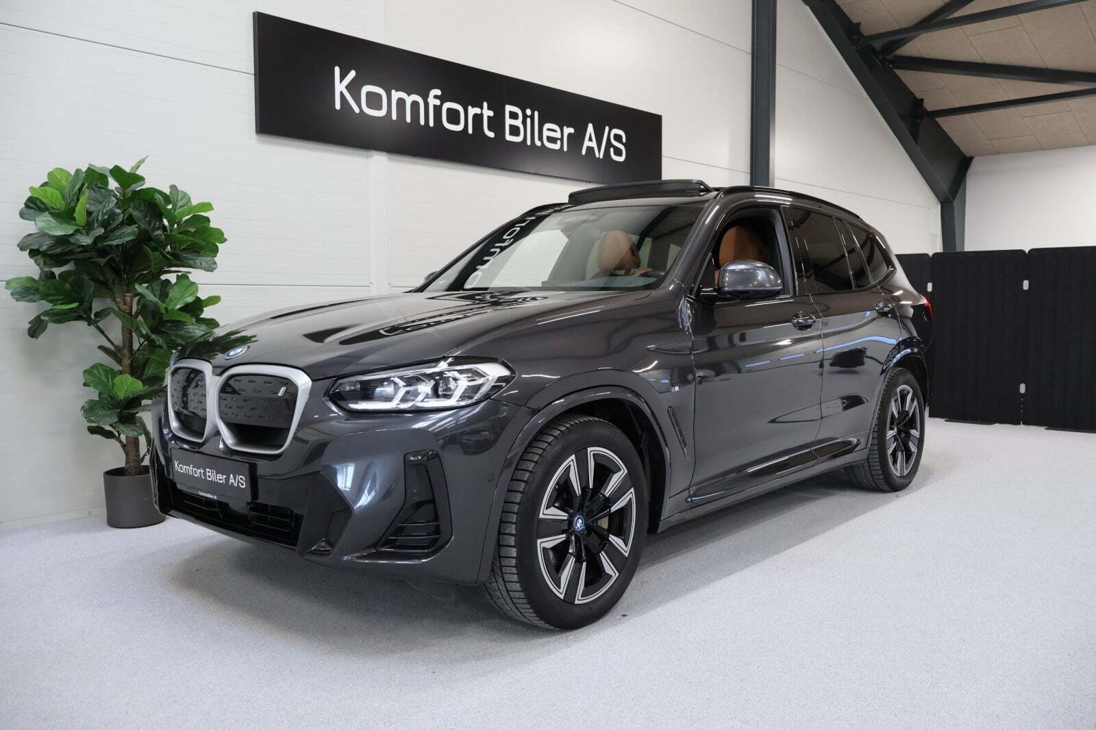 BMW iX3 Charged M-Sport