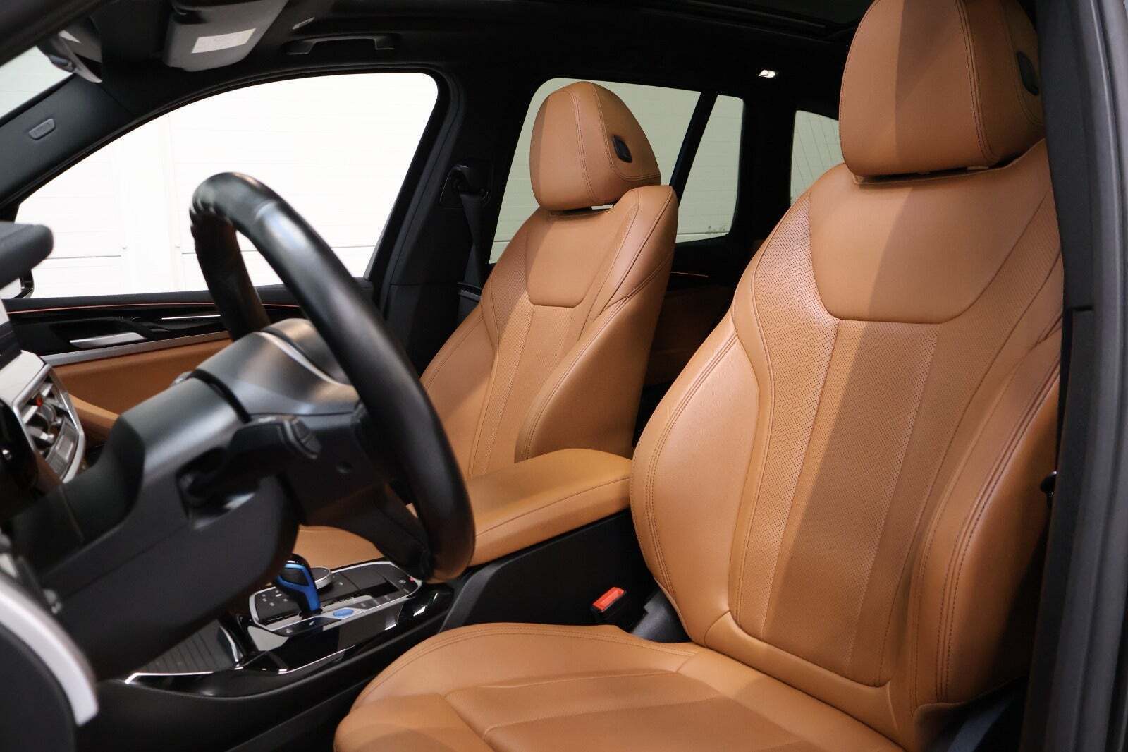 BMW iX3 Charged M-Sport