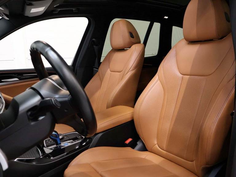 BMW iX3 Charged M-Sport