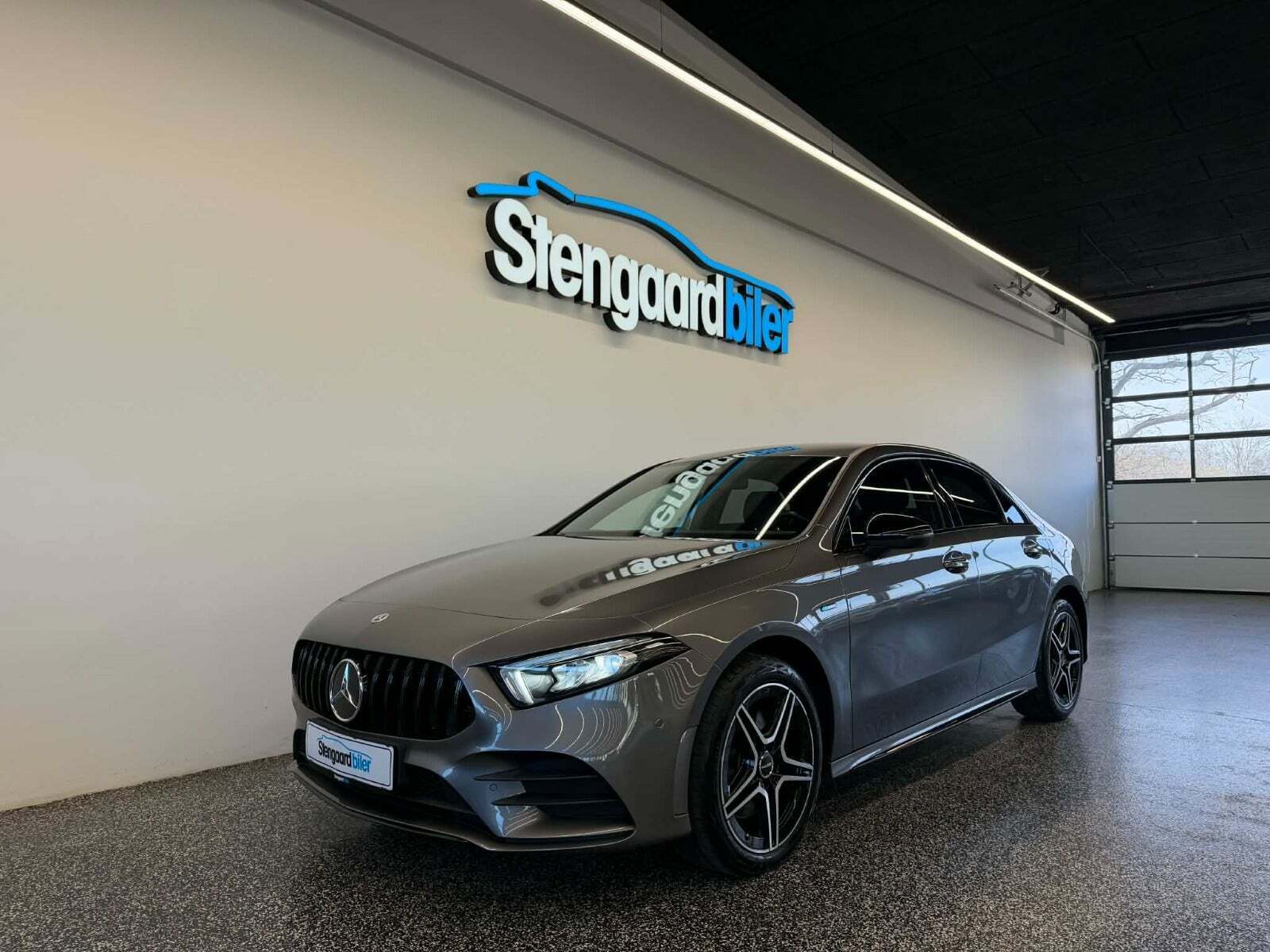 Mercedes A250 e 1,3 AMG Line Night Edition aut.